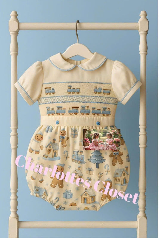 Gingerbread smock romper 💙💙