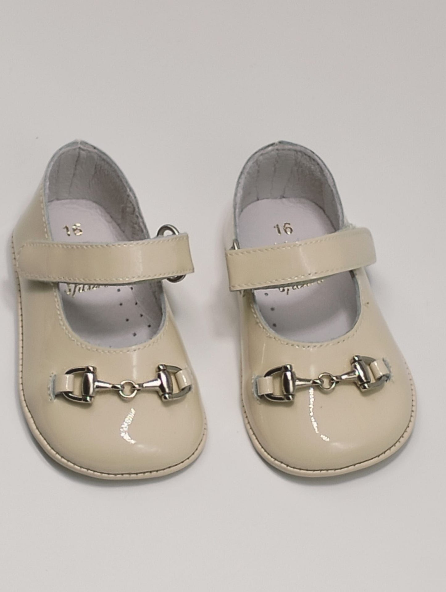 GG pram patent Maryjanes 🥰beige