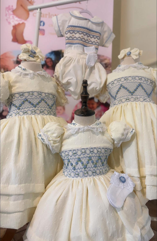 New season cream Swiss dot & blue smock with matching bows preorder π GIRL