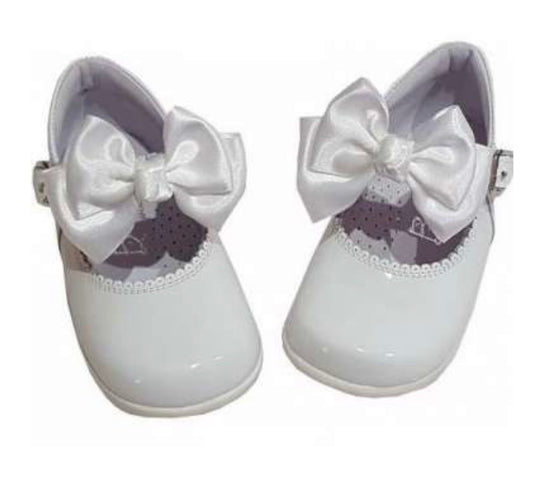 Girls Classic white Maryjanes Rubbersole preorder