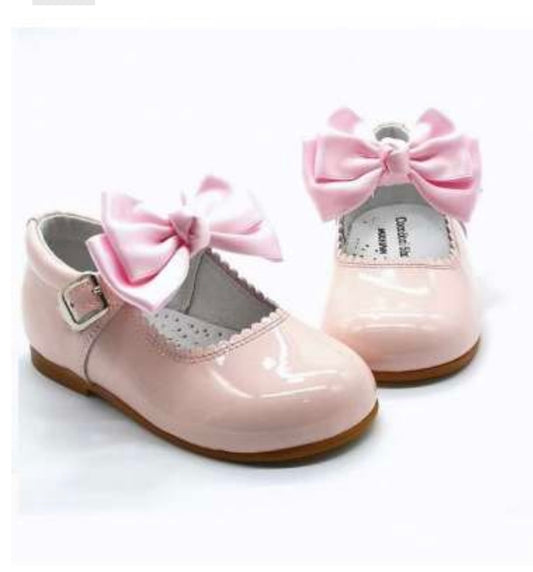 Girls hardsole pink Maryjanes preorder