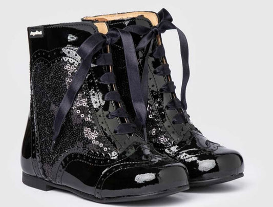 Black Angelitos boots